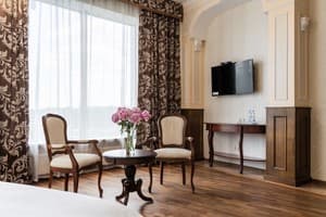 Печерский 3