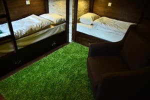 Мини-отель Petrani Central. Место в общем 4-местном номере  5